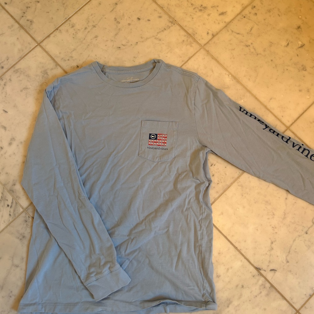 Boys Large American Flag Vineyard Vines Longlseeve